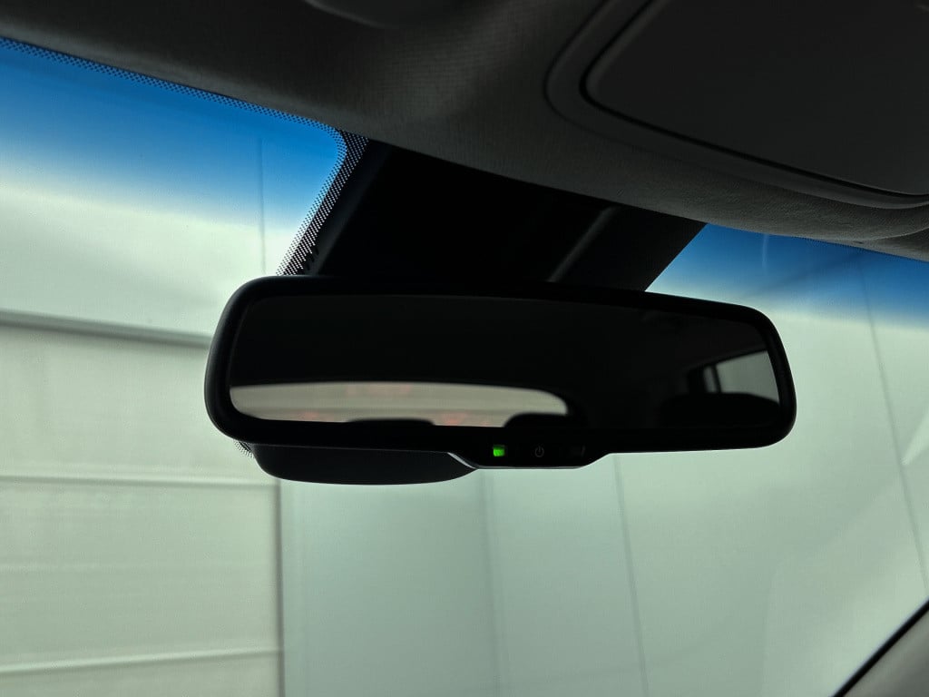 Kia Niro 1.6 gdi hybrid sportsline | trekhaak | 18 inch | half leder