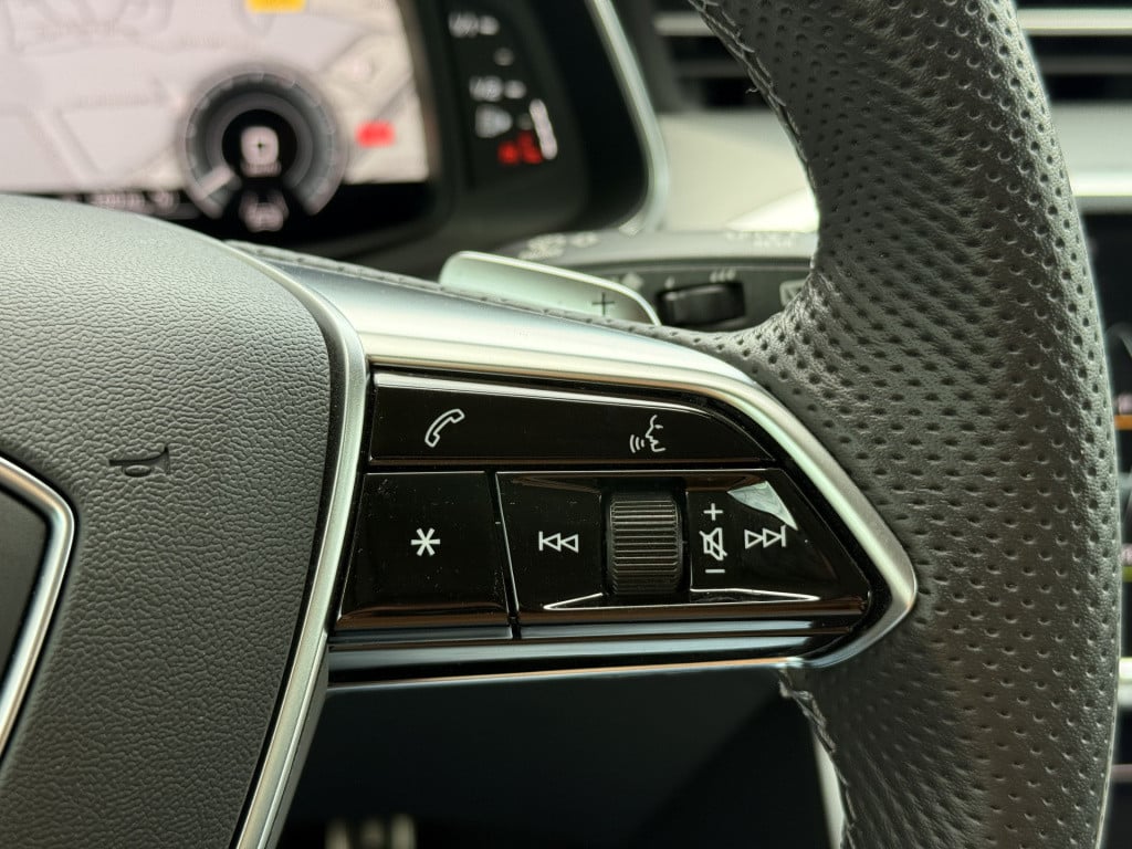 Audi A6 avant 55 tfsi e quattro pro line s competition | acc | bang & olufs