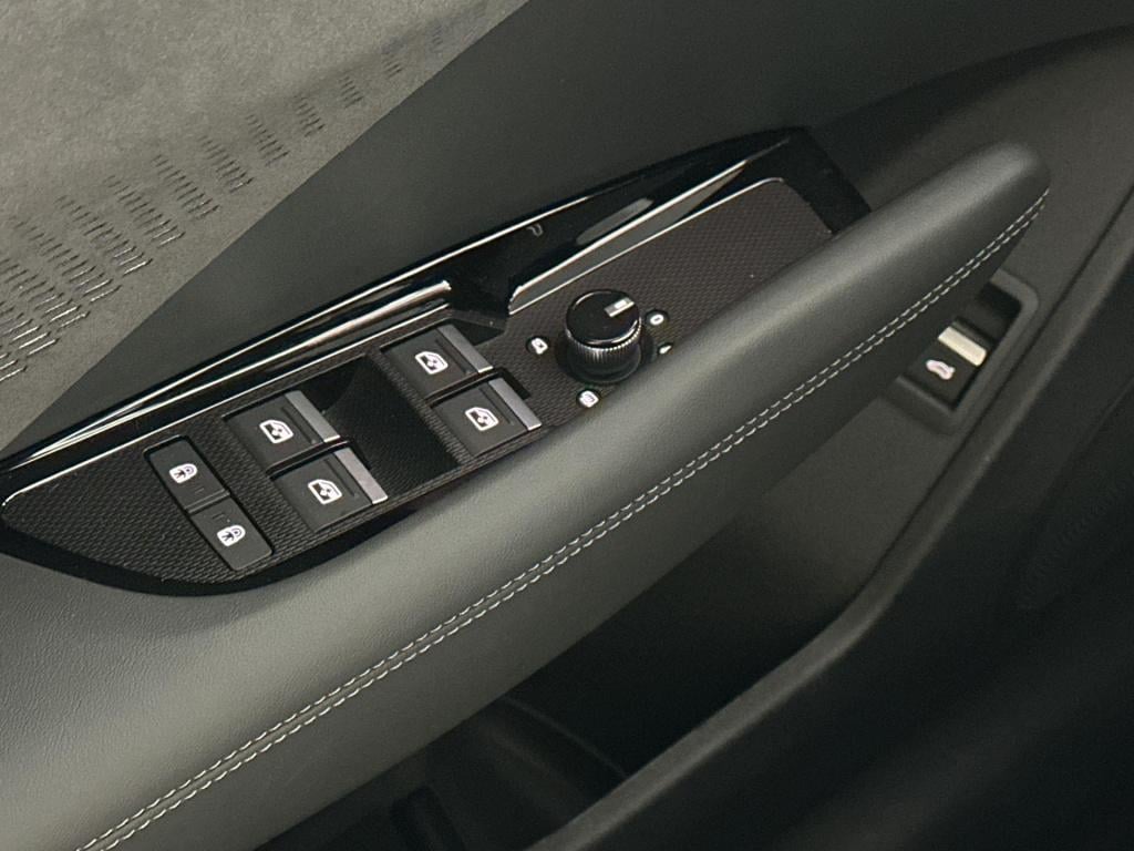 Audi Q3 s edition e-hybrid 200 kw / 272 pk hatchback 6 ver