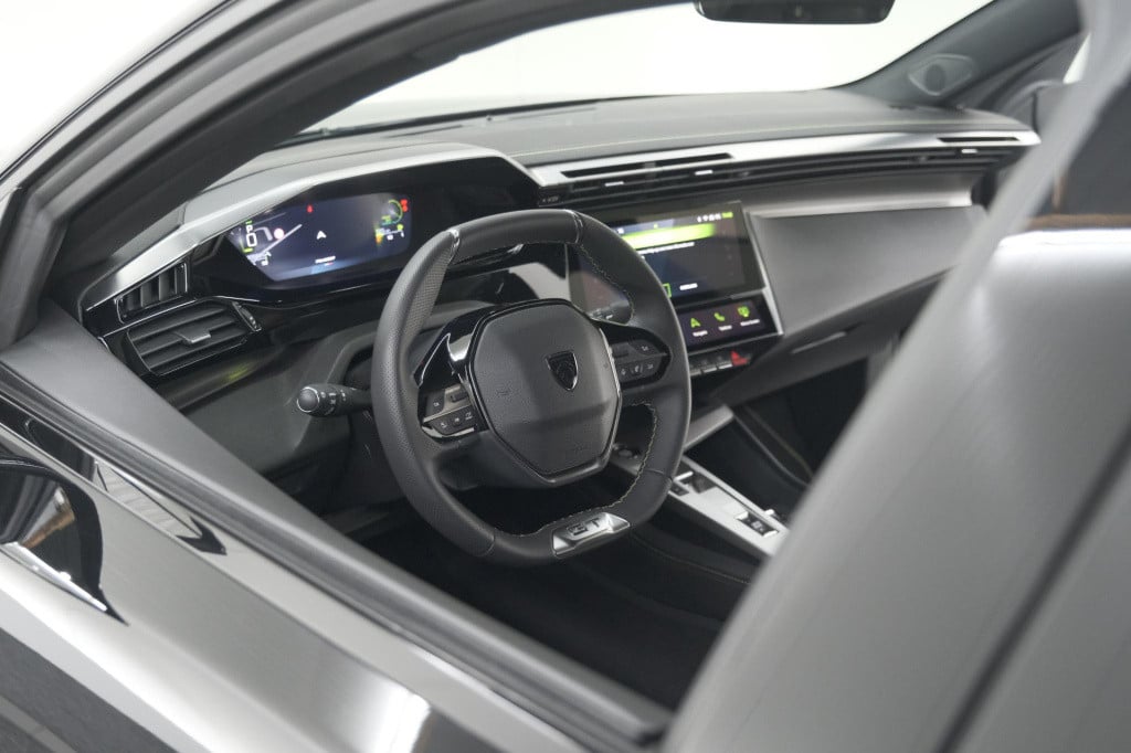 Peugeot 408 1.2 hybrid 136 e-dcs6 gt | 360 camera | adaptieve cruise contro