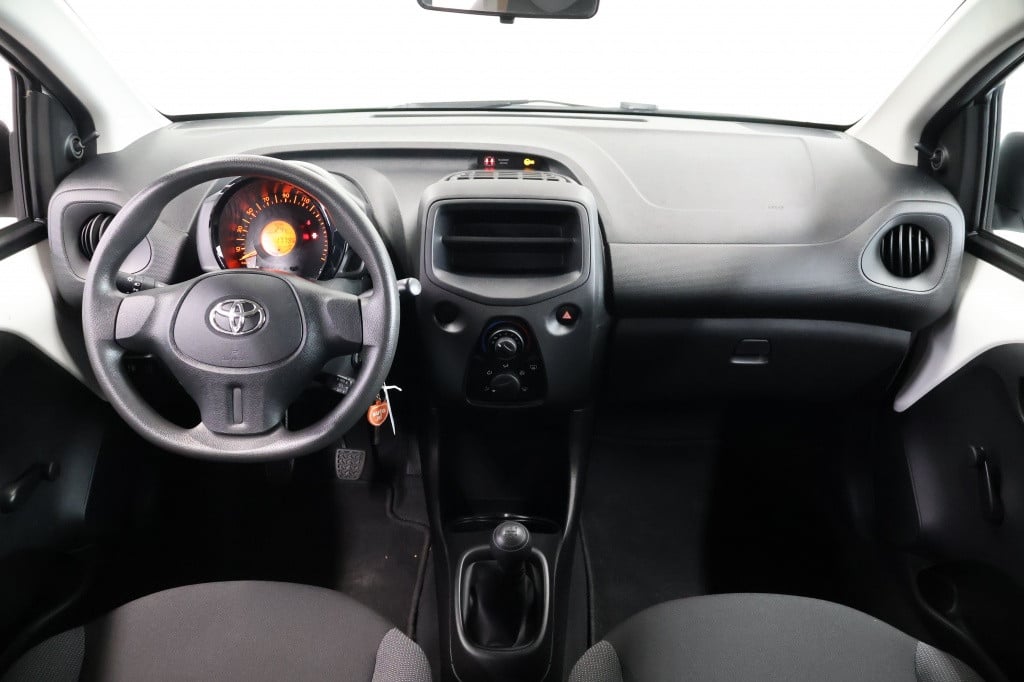Toyota Aygo 1.0 vvt-i x