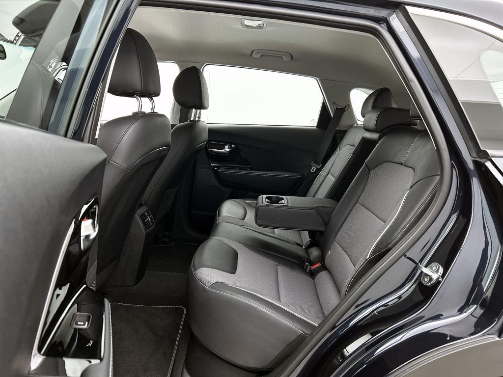 Kia E-niro dynamicplusline 64 kwh stoel en stuurwielverwarming | adaptive c