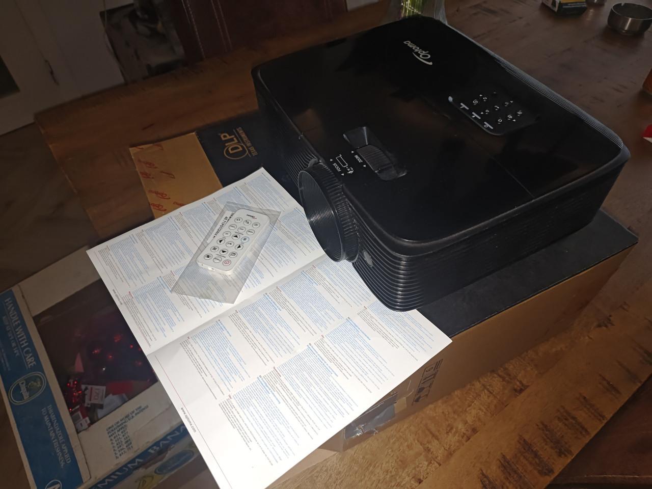 Optoma S334e DLP 3D FullHD Beamer in nieuwstaat