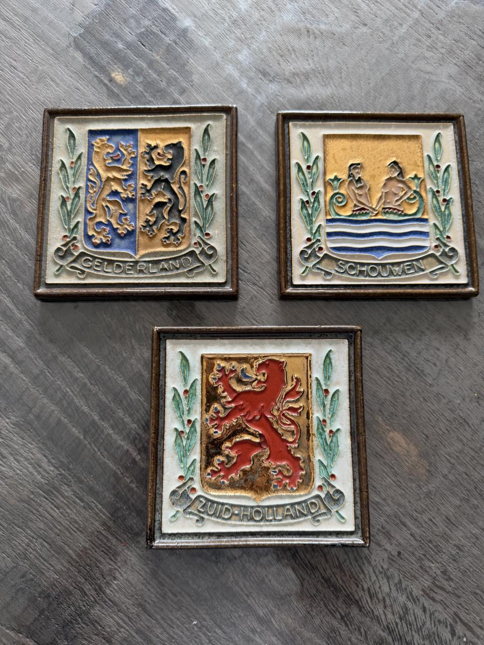 De porceleyne fles cloisonne tegels
