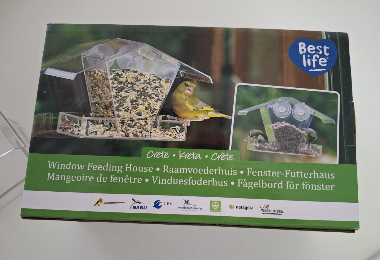 Transparant raamvoederhuis