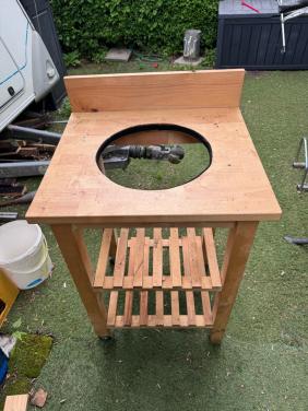 Tafel voor mini kamado