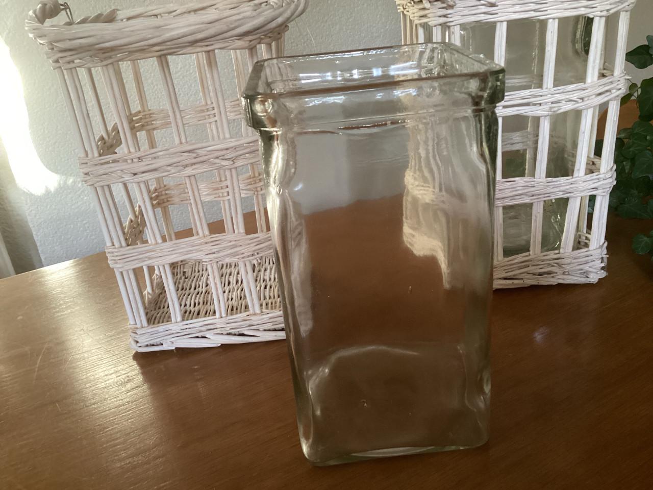 2 grote, gave windlichten….