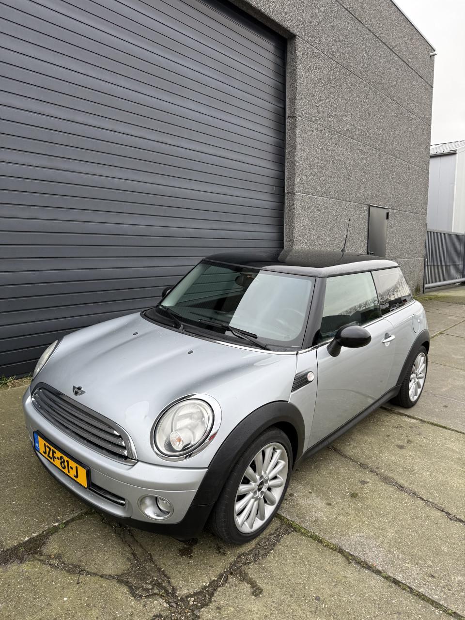 Mini Cooper 1.6 Automaat 114DKM 2008