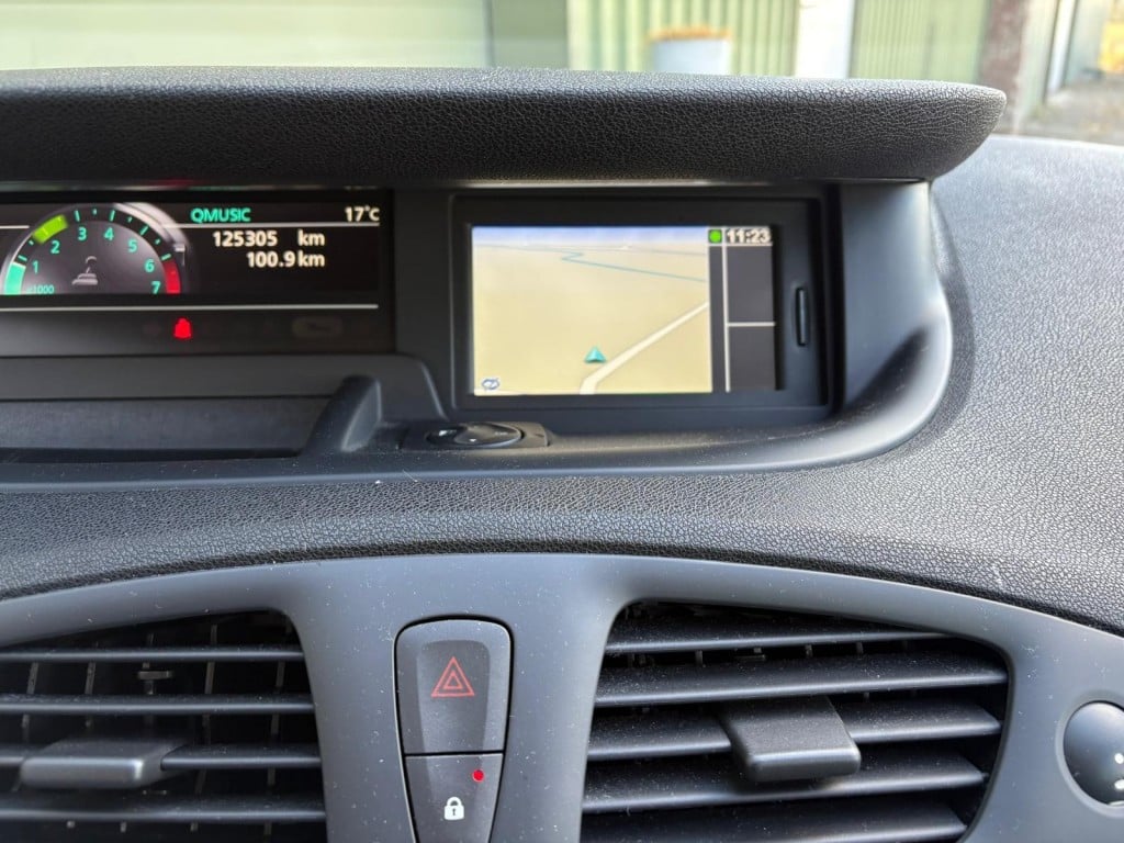 Renault Scenic 1.6 parisienne e85
