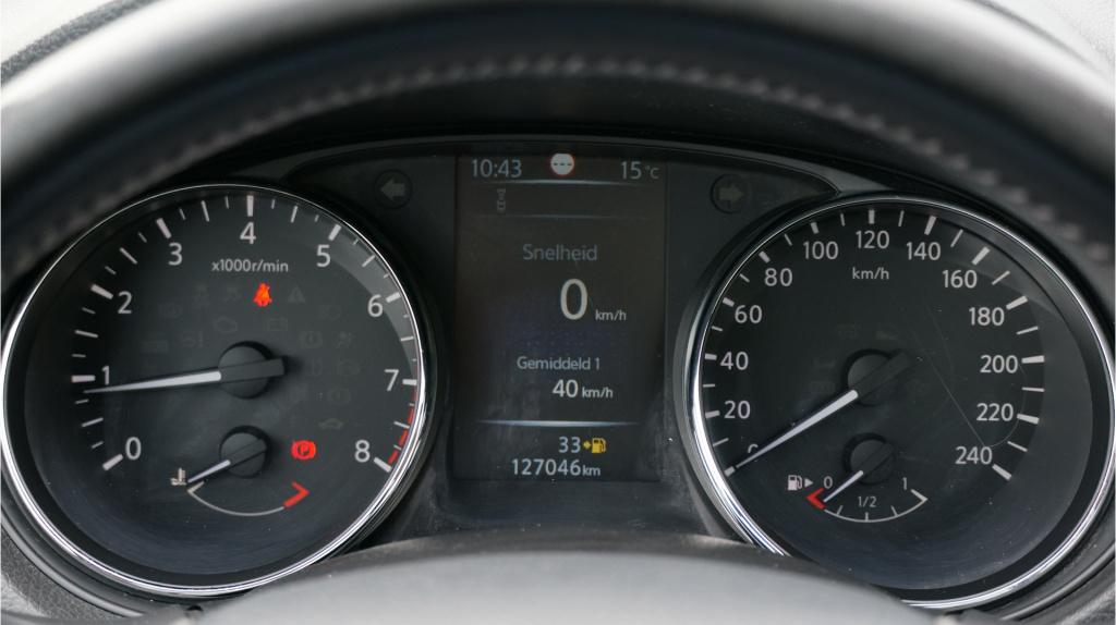 Nissan Qashqai 1.2 n-connecta rijklaar incl garantie
