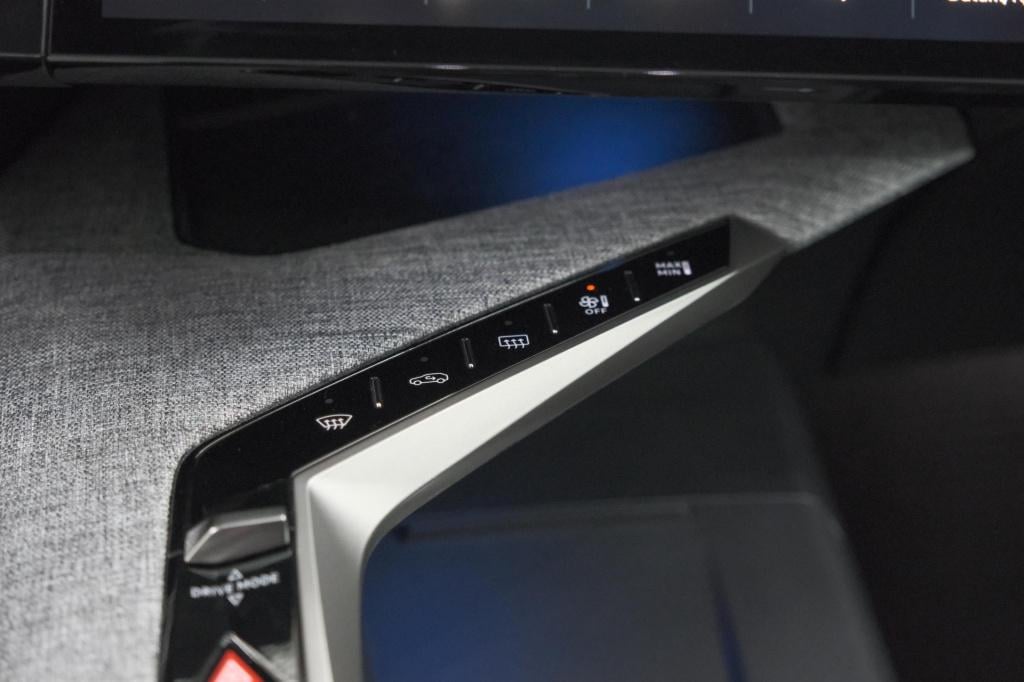 Peugeot 5008 1.2 hybrid 136 gt 7p | adaptieve cruise control | elektrische 