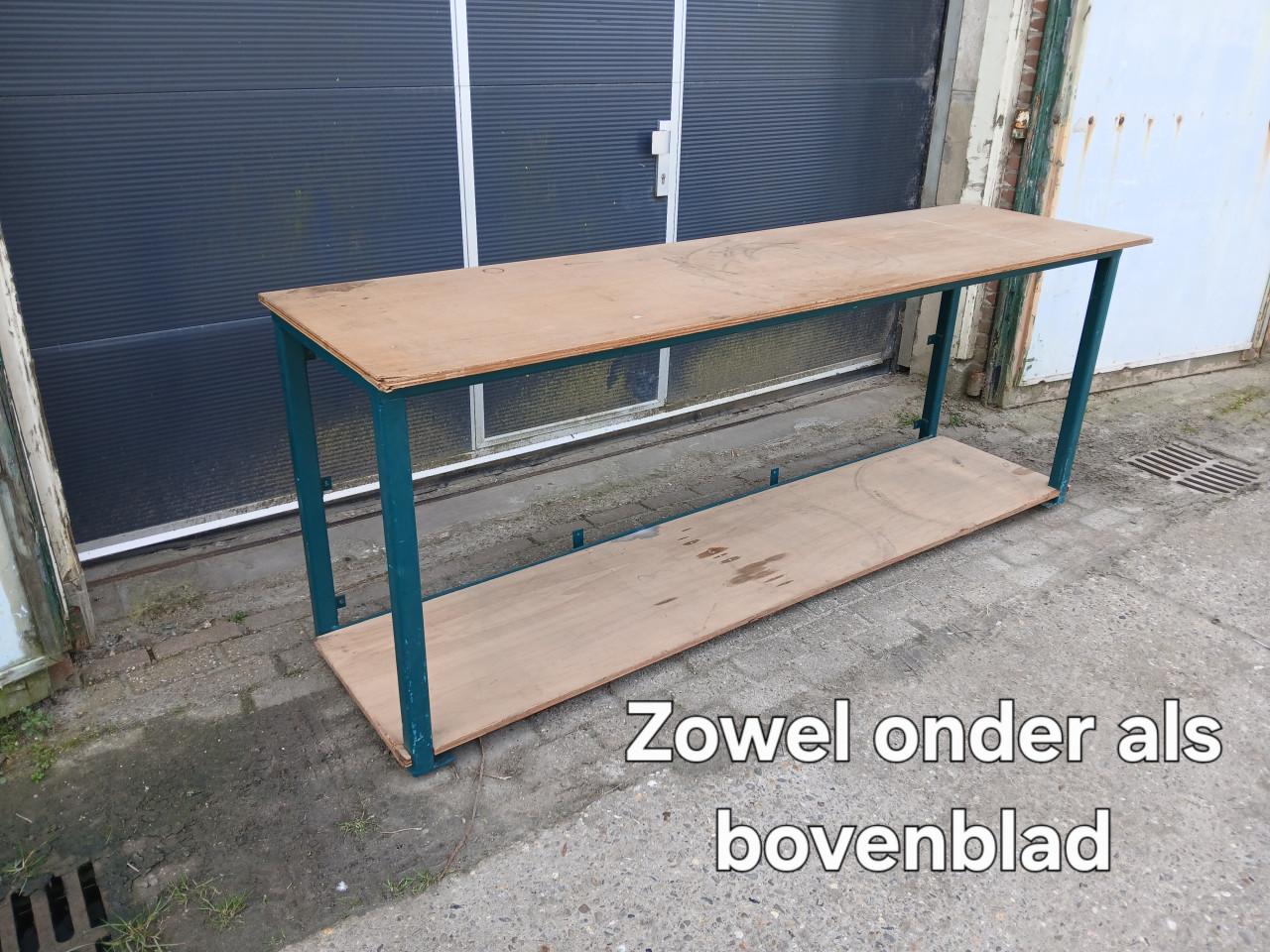 2x Werkbank, werktafel voor schuur garage of hobby tuin.