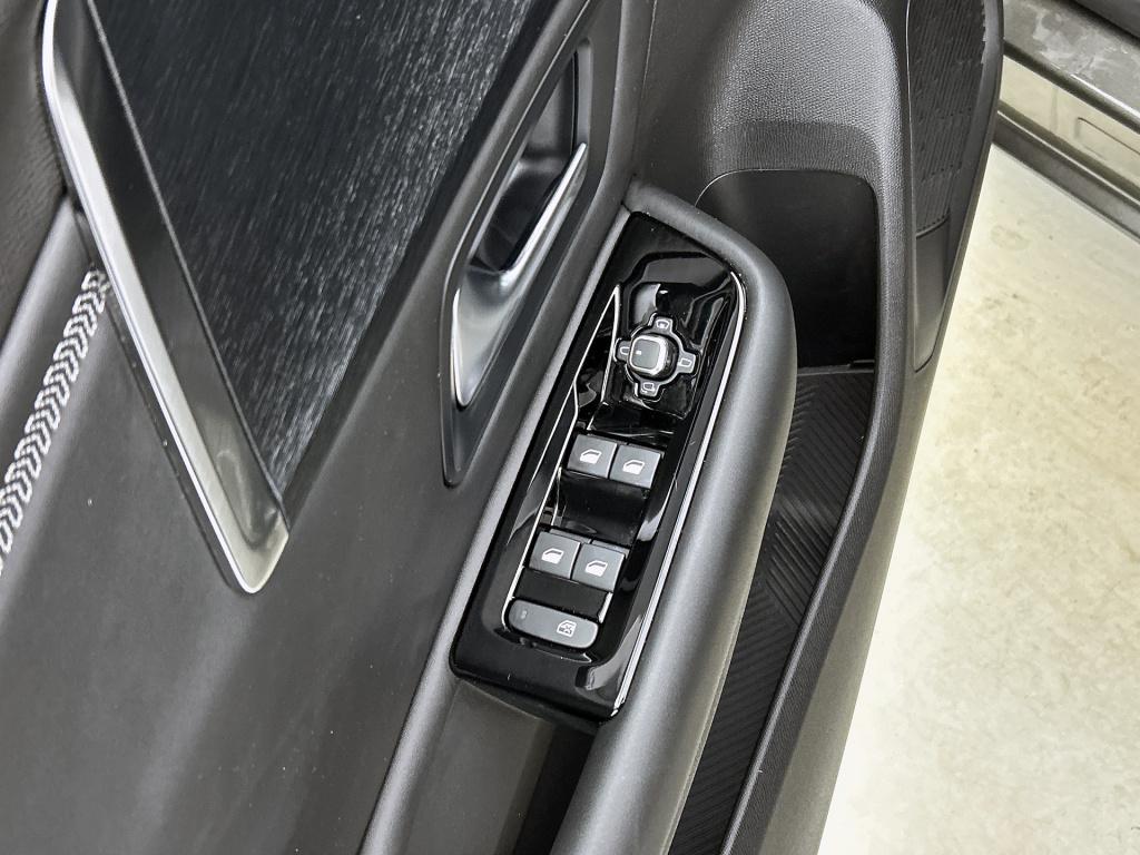 Citroen C5 X 130 pk automaat business plus | rijklaar | zwart lederen bekle