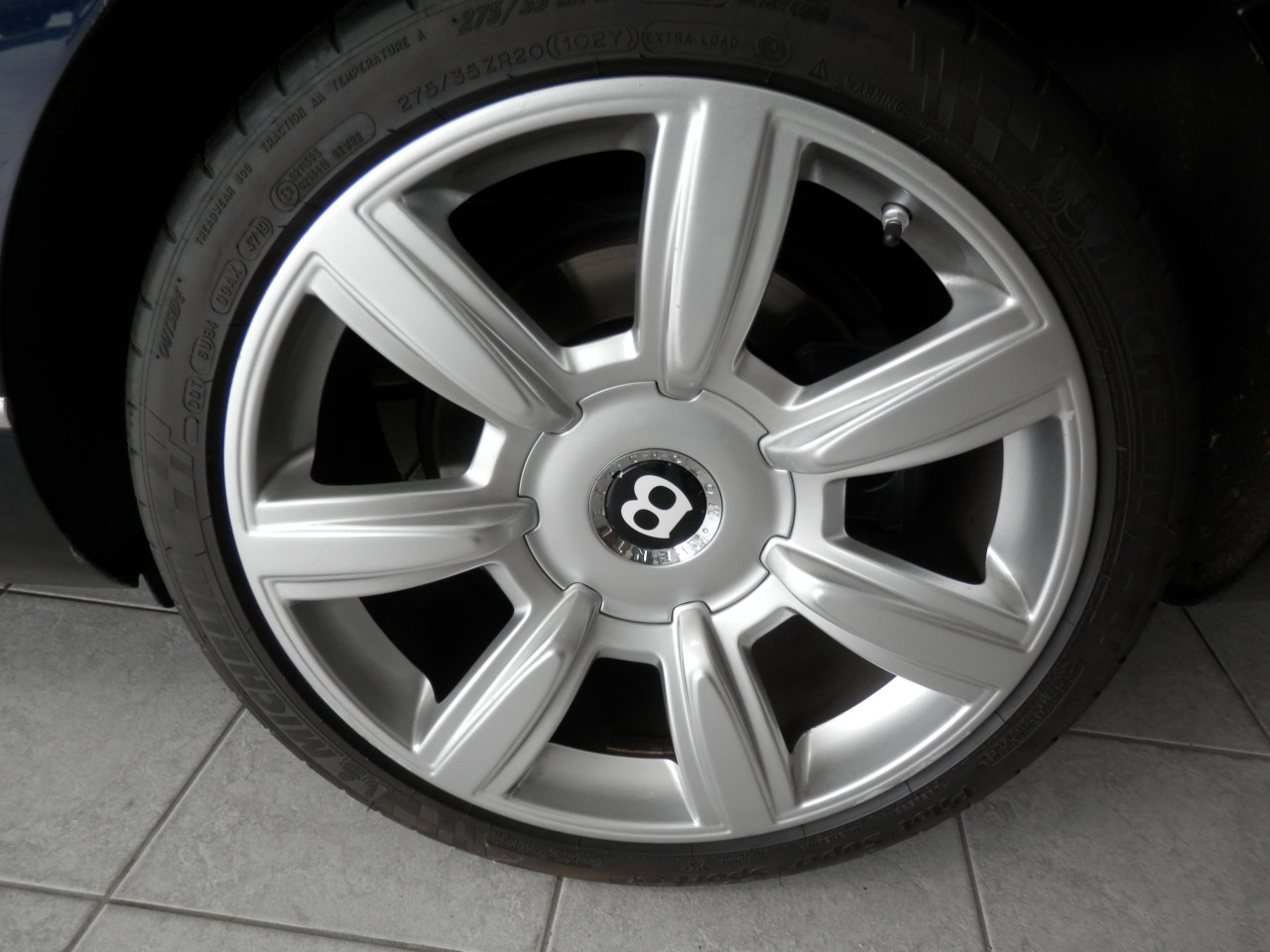 Auto Garant Biedt Aan: Bentley Continental Flying SPUR