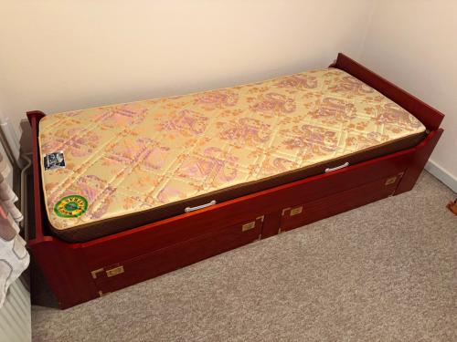 Bed 1 pers