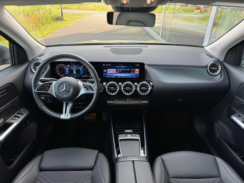 Mercedes-Benz Gla-klasse 250 e progressive line advanced plus automaat / mu
