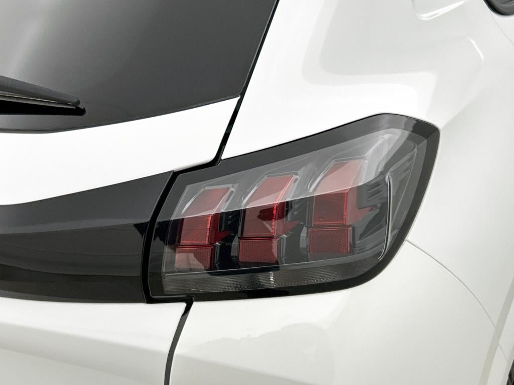 Peugeot 208 75 pk style | rijklaar | parkeersensoren | apple carplay | crui