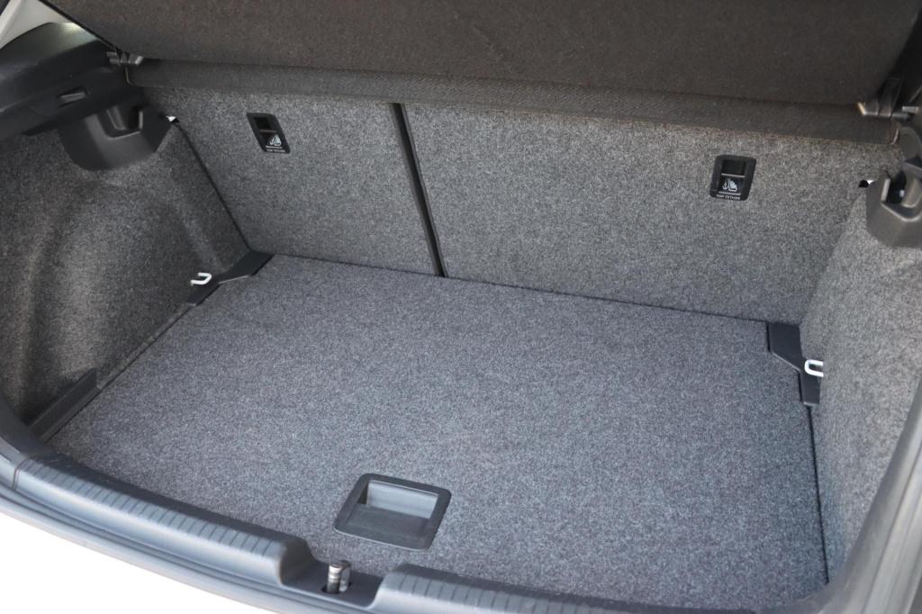 Volkswagen Polo 1.0 mpi comfortline | executive | 80pk