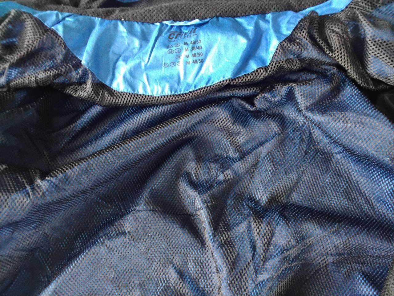 19 div Golfclubs met Golftas Bennington + toebehoren