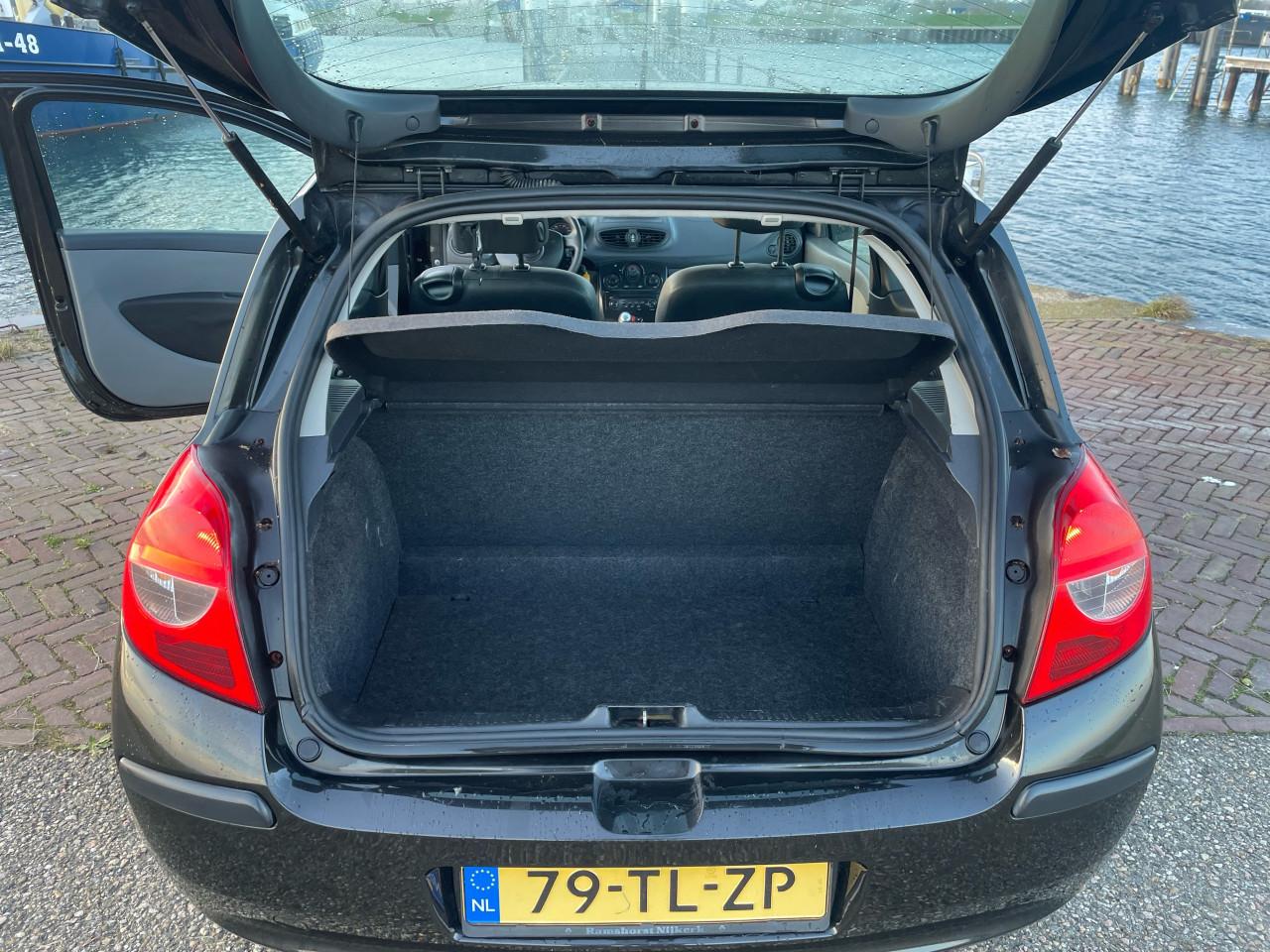 Renault clio 1.4 Nieuwe APK, NAP, KOOPJE