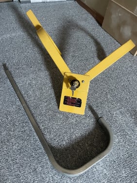 Wielklem voor caravan, aanhanger of auto