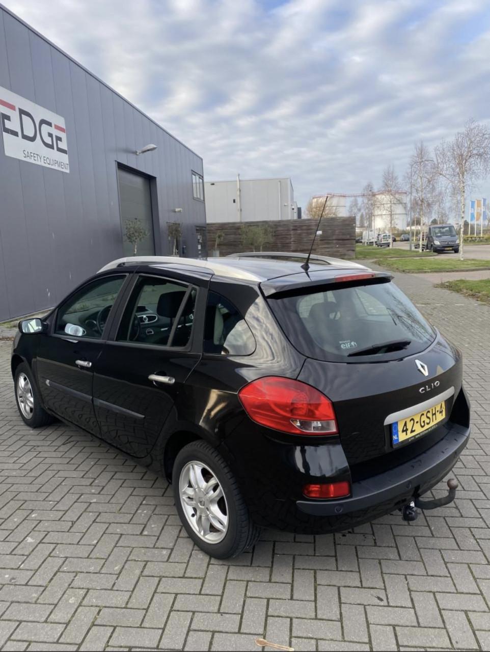Renault Clio 1.2 TCE 100 Estate 2008 Zwart | 124.448 KM NAP | NIEUWE APK!