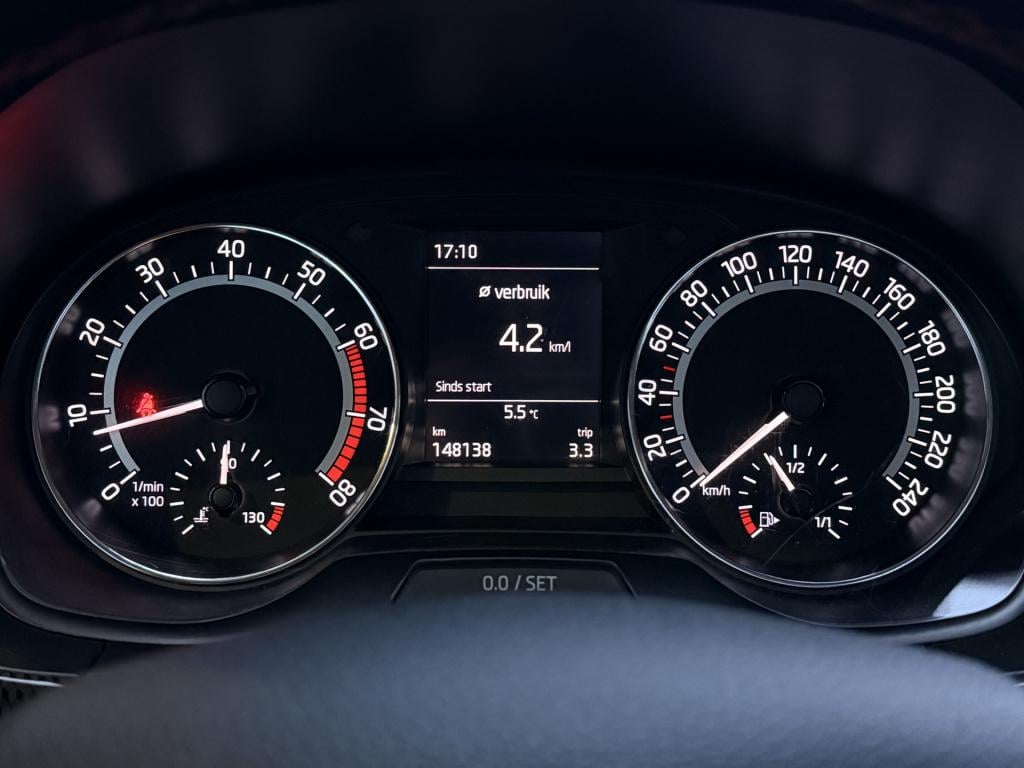 Skoda Fabia combi 1.2 tsi monte carlo | glazen dak | cruise | led | kuipsto