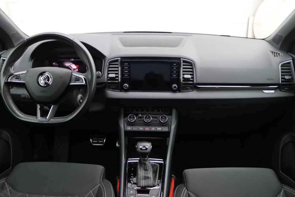 Skoda Karoq 1.5 tsi act sportline business dsg7 150pk