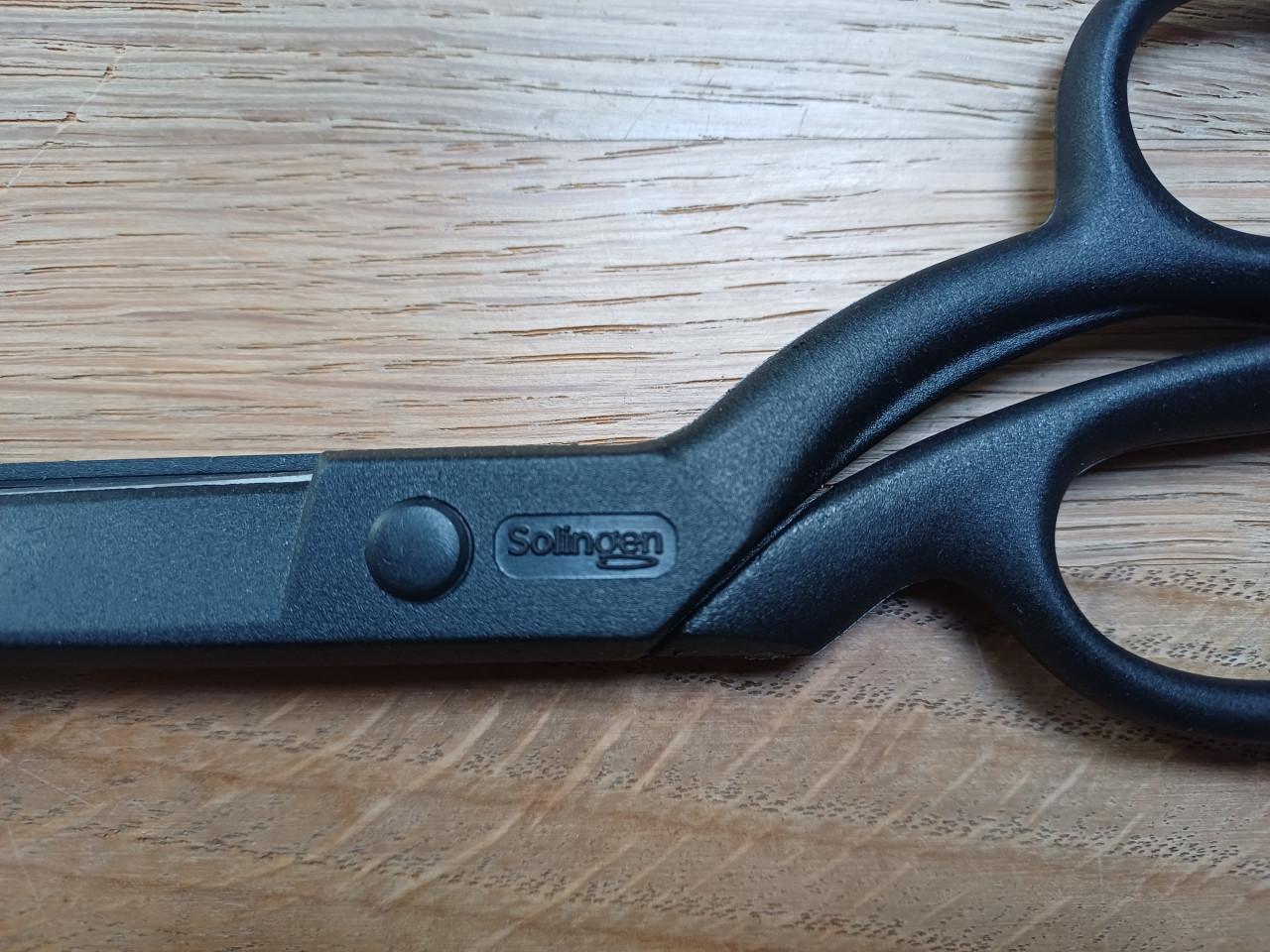 NIEUW: Solingen STOFschaar/kleermakersschaar/textielschaar
