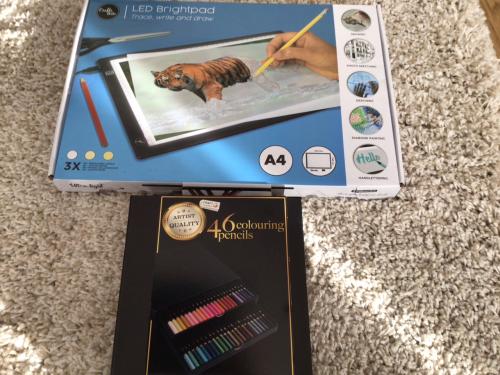 Kleurpotloden, tekentablet led brightpad & tekenpapier