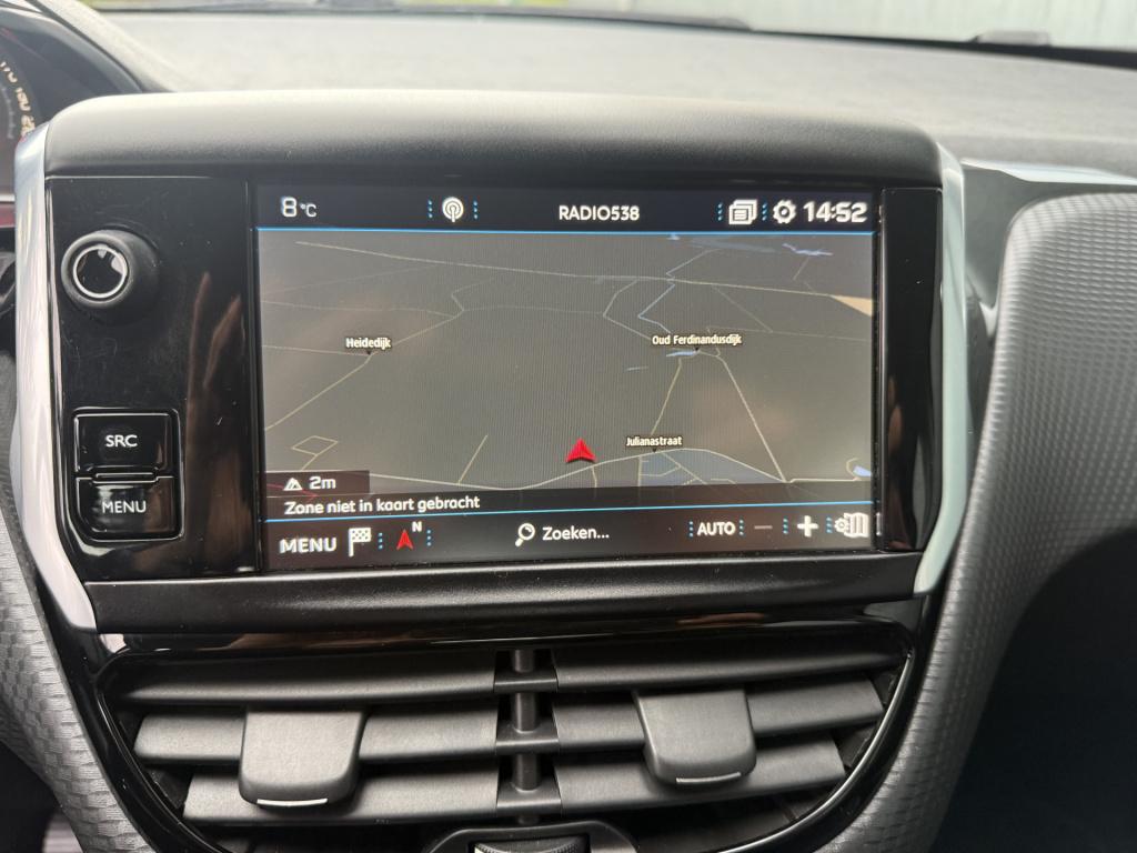 Peugeot 208 1.2 puretech blue lease executive 5-drs