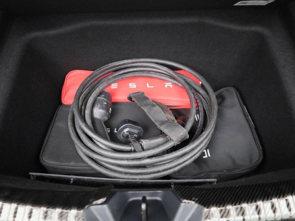 Tesla Model 3 long range rwd 75 kwh | trekhaak | warmtepomp | automaat | pa