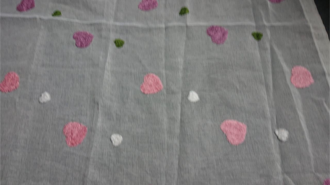 Tule gordijnen met hartjes 2 stuks (nieuw)