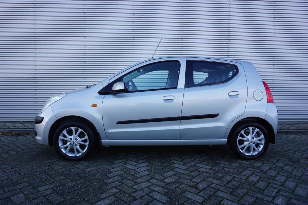 Nissan Pixo 1.0 look airco / elektr. ramen / lm velgen / nap