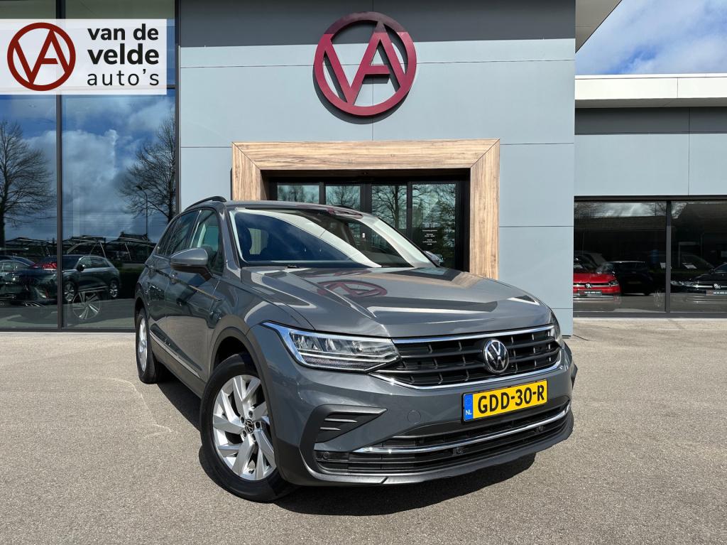 Volkswagen Tiguan 1.5 tsi 150pk dsg life | trekhaak | standkachel | ergo st