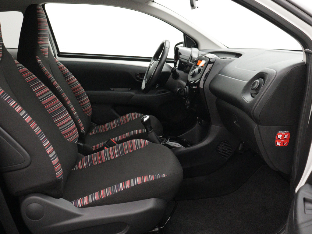 Citroen C1 vti 72 pk feel | rijklaar | airco | extra getint glas