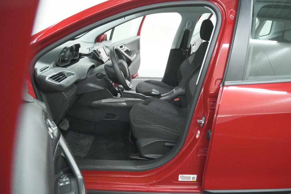Peugeot 2008 puretech 110 eat6 active | camera | apple carplay | parkeersen