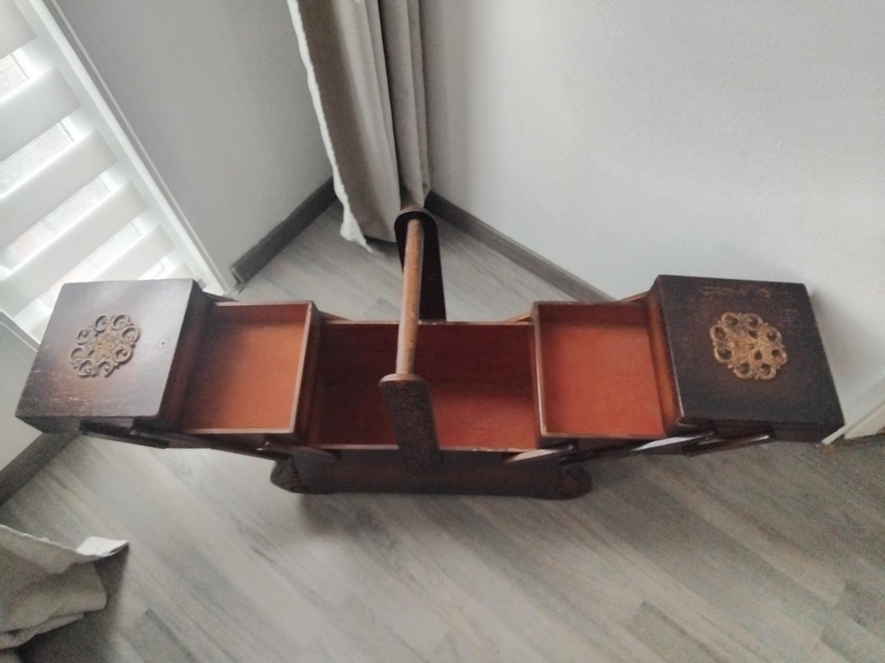 Antieke Harmonica Naaikist Hout