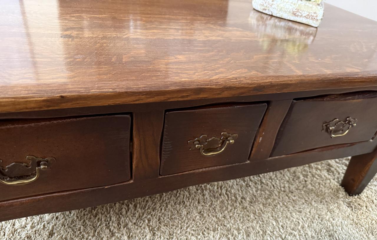 Stevige, mooie onbeschadigde Teak/Eiken Salontafel.