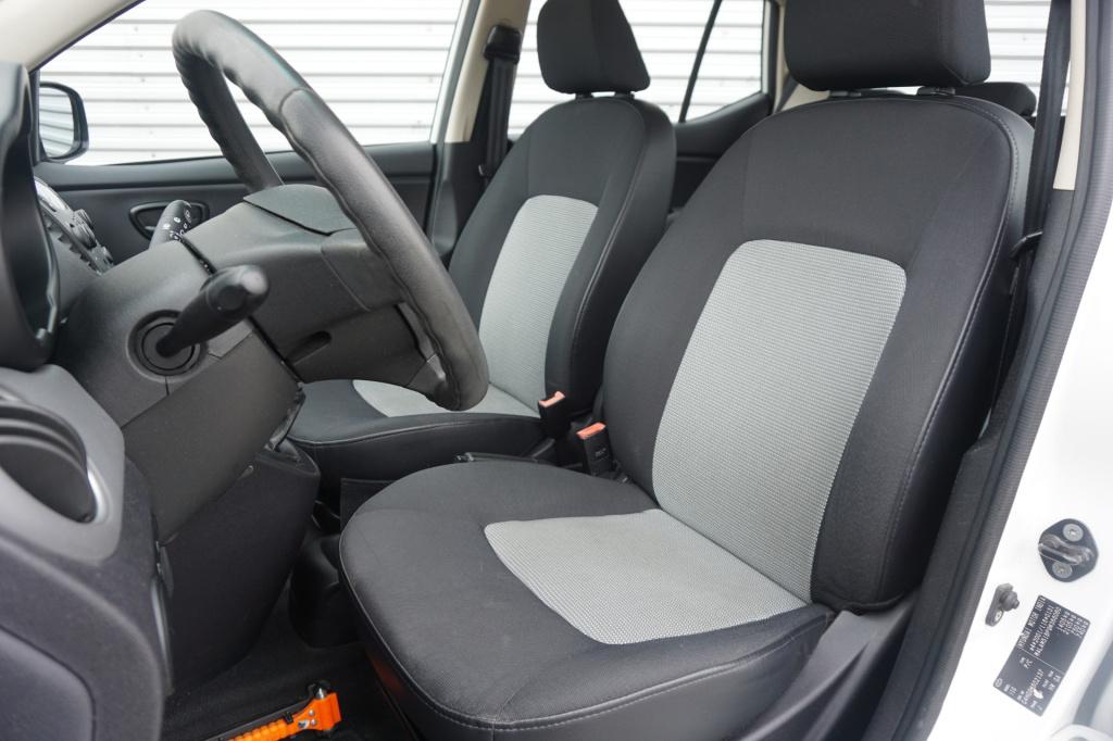 Hyundai I 10 1.1 active cool airco / elektr. ramen / nap