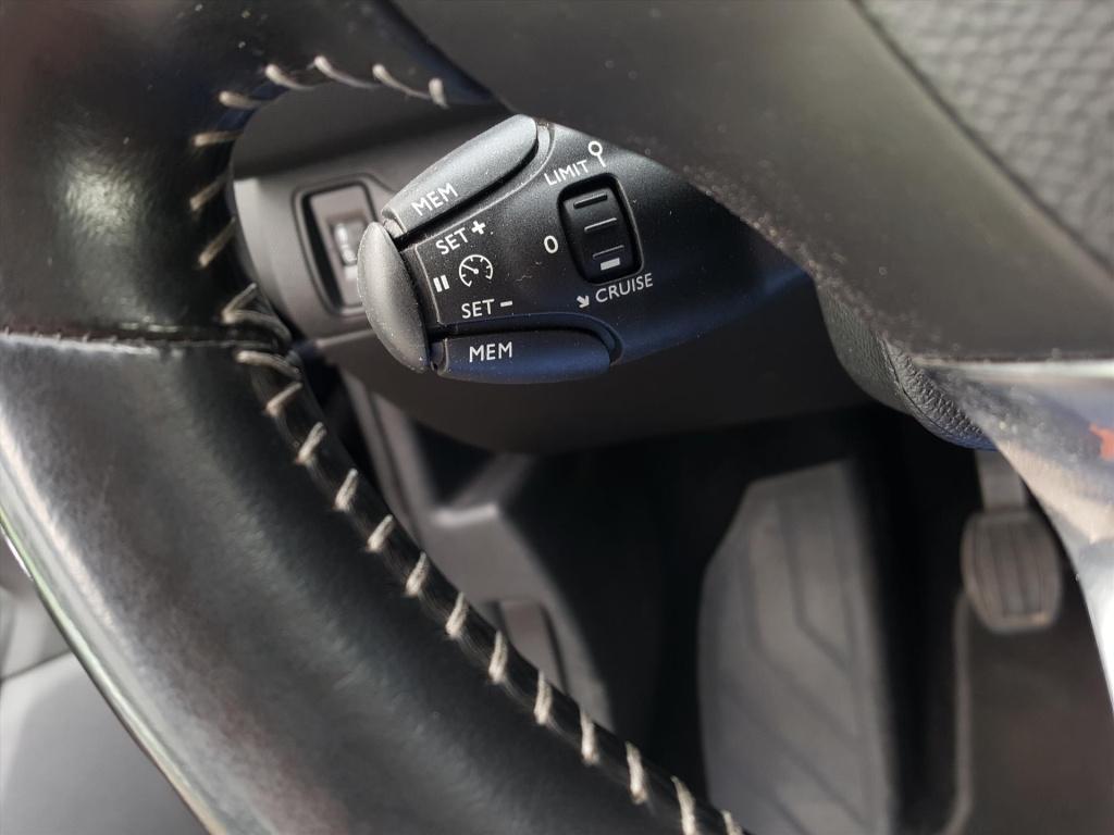 Peugeot 308 sw blue l. 1.2pt-110pk navigatie | trekhaak | cruise control | 