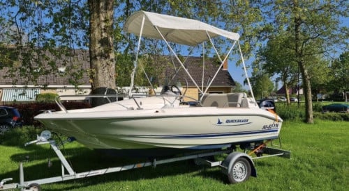 Zeer nette Quicksilver 425 Commander motorboot