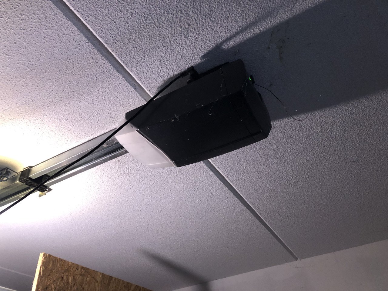 Agara elektrische garagedeur