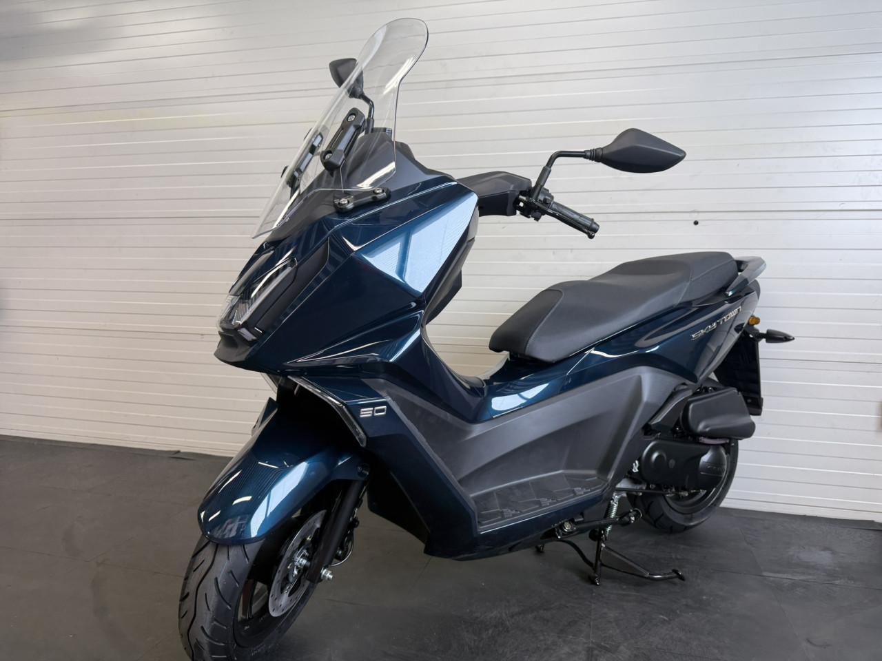 Kymco Skytown de A-merk woon/werk/tour scooter!