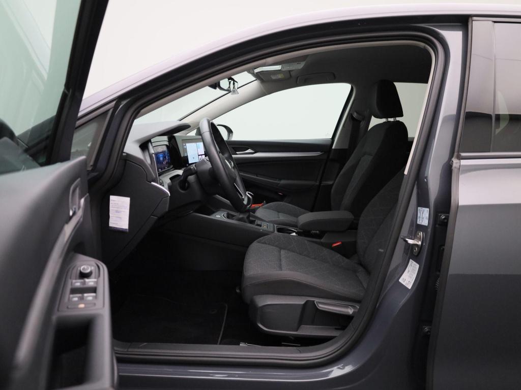 Volkswagen Golf 1.0 tsi life | navigatie | apple carplay / android auto | c