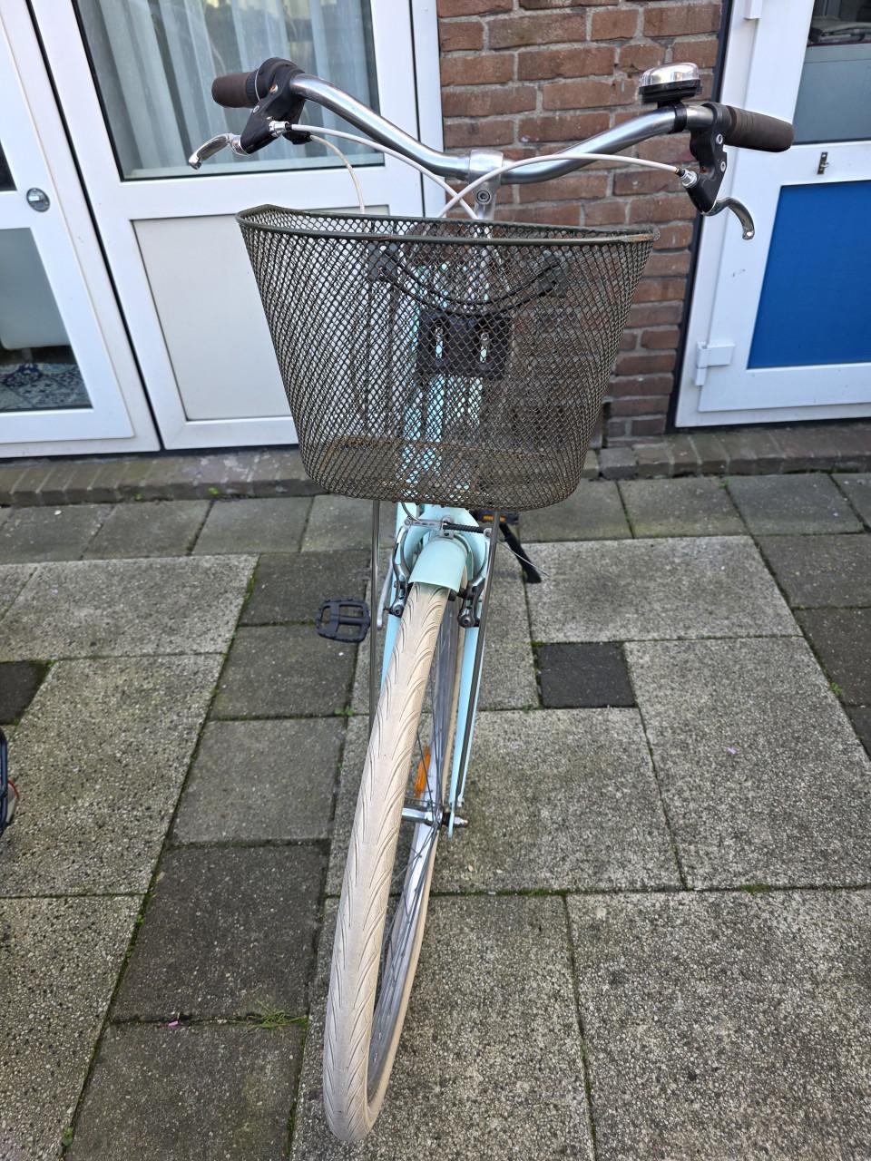 Meisjes-dames fiets 28inch-6 versnellingen- Fr.maat 46cm-merk BTWIN