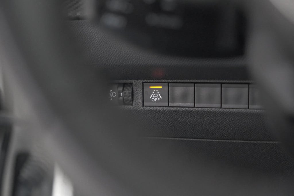Peugeot 2008 puretech 102 allure pack | allseason banden | parkeersensoren 
