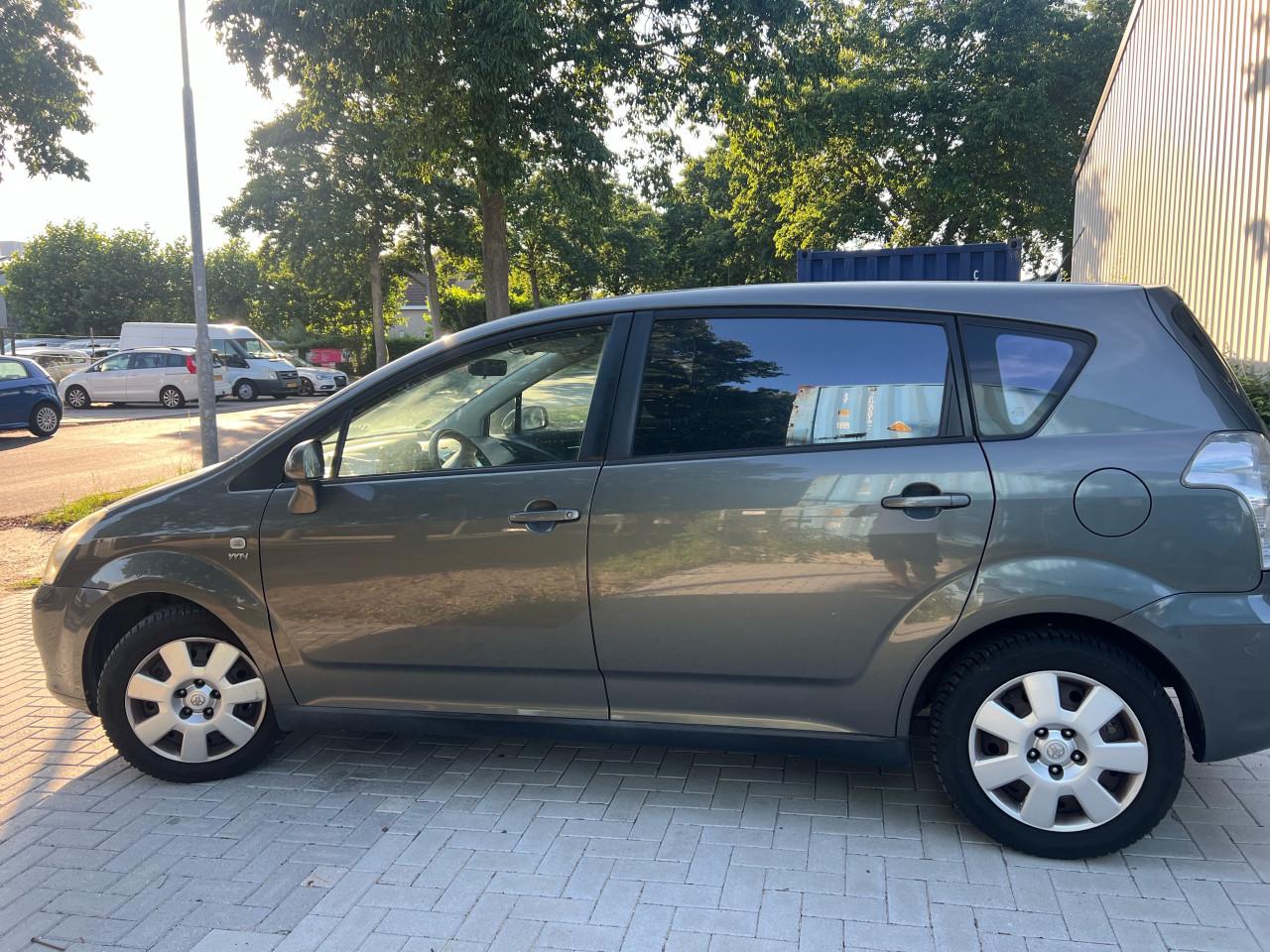 Toyota Corolla Verso 1.8 VVT-i 7 zitter