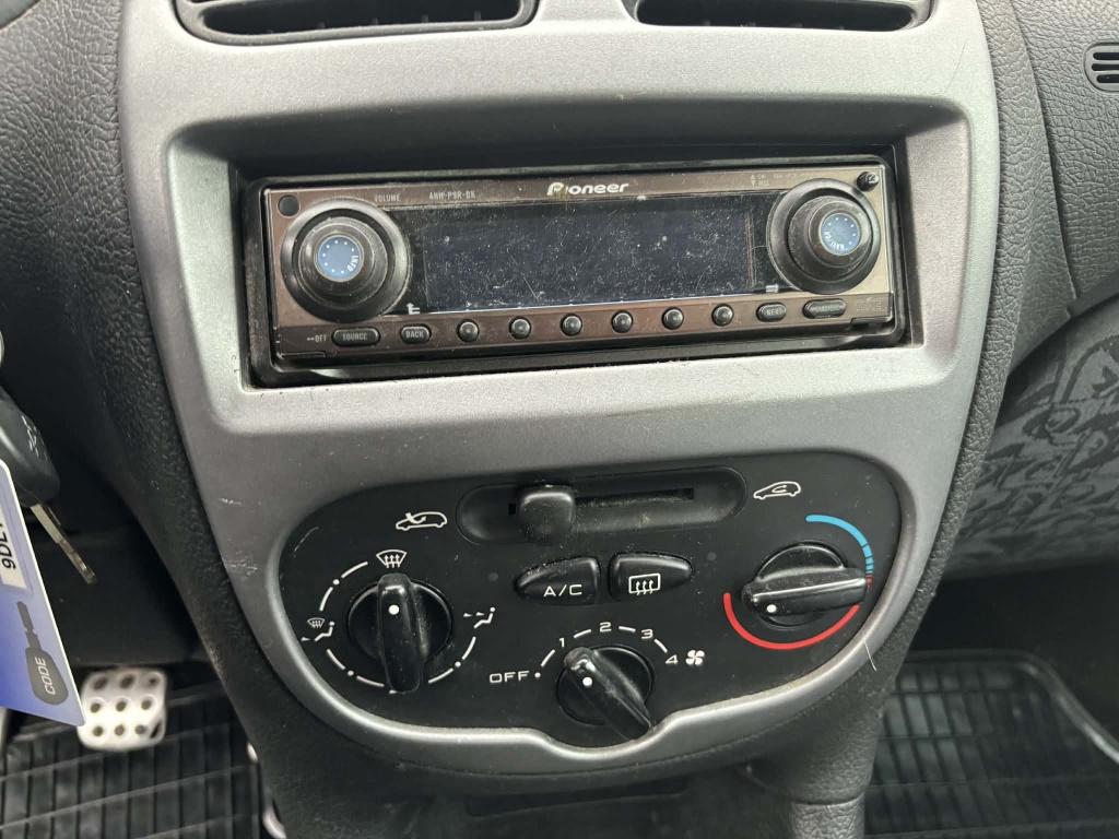 Peugeot 206 sw 1.6-16v quiksilver