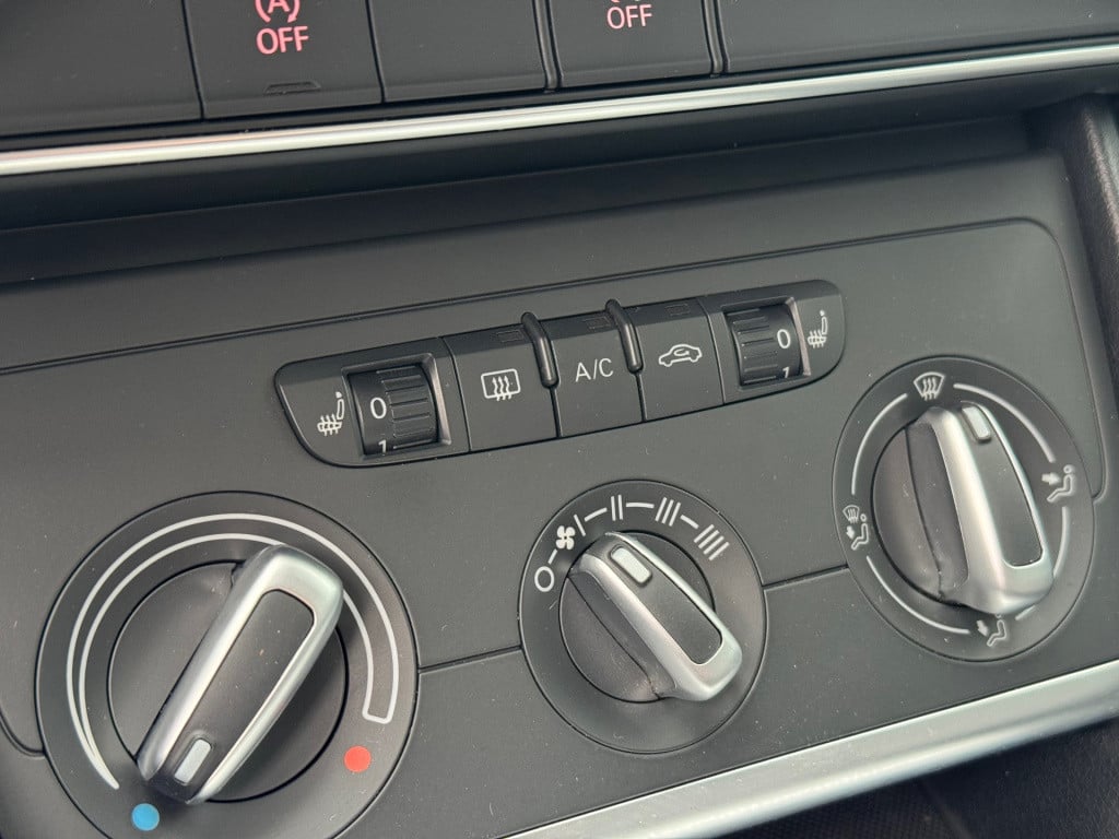 Audi Q3 1.4 tfsi cod design pro line plus
